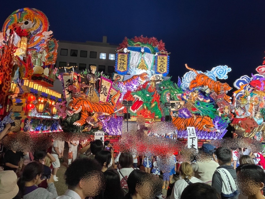 下大工町附祭若者連中の山車の写真です